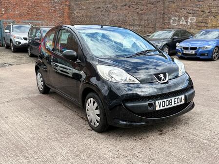 PEUGEOT 107 1.0 12V Urban Lite